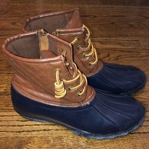 Steve Madden rain boots size 8